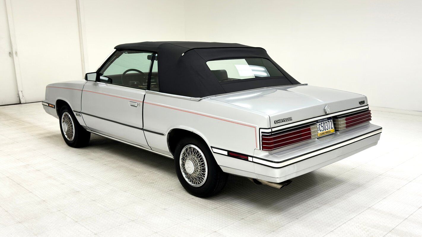 Chrysler-LeBaron-Cabriolet-1985-4