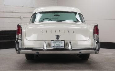 Chrysler-New-Yorker-Berline-1956-10