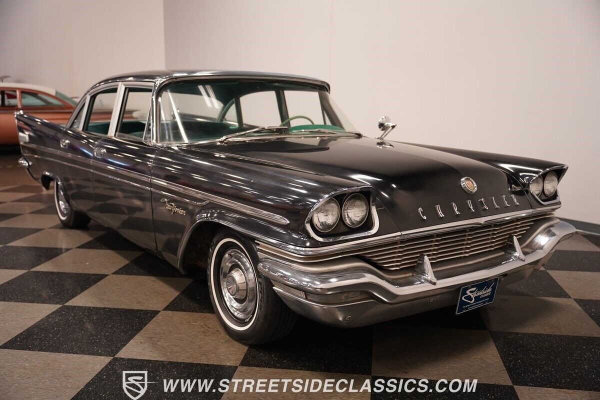 Chrysler-New-Yorker-Berline-1957-20