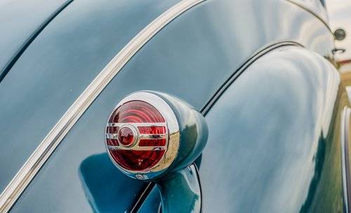 Chrysler-Royal-5-window-club-coupe-1938-10