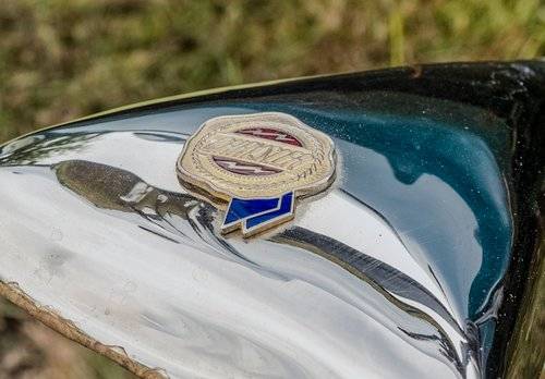 Chrysler-Royal-5-window-club-coupe-1938-11