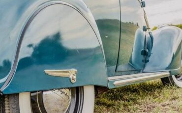 Chrysler-Royal-5-window-club-coupe-1938-12