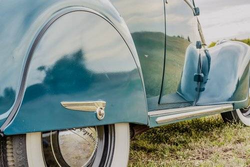 Chrysler-Royal-5-window-club-coupe-1938-12