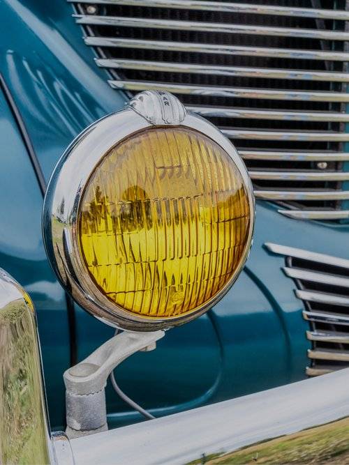 Chrysler-Royal-5-window-club-coupe-1938-4