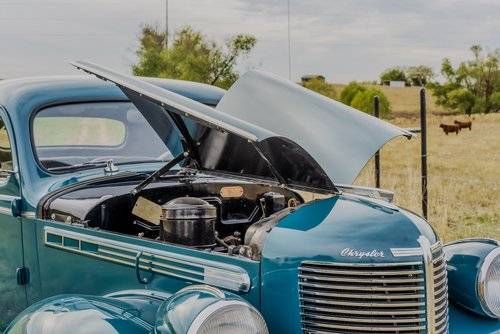 Chrysler-Royal-5-window-club-coupe-1938-7