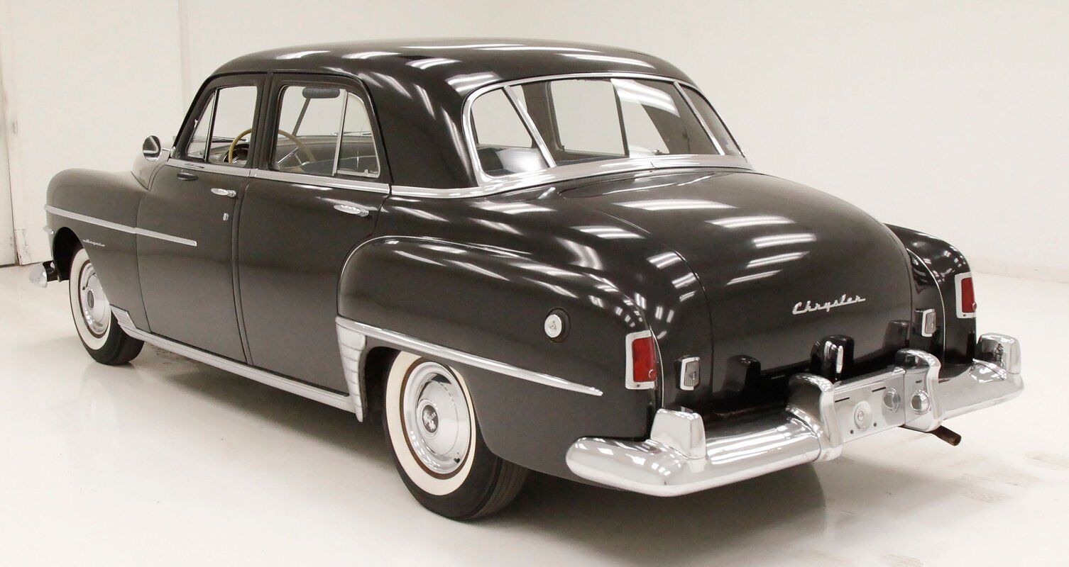 Chrysler-Royal-Berline-1950-2