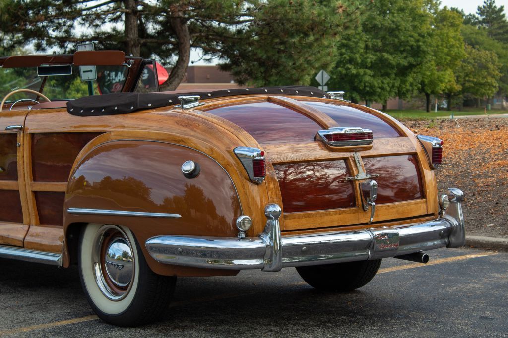 Chrysler-TOWN-AND-COUNTR-1948-7