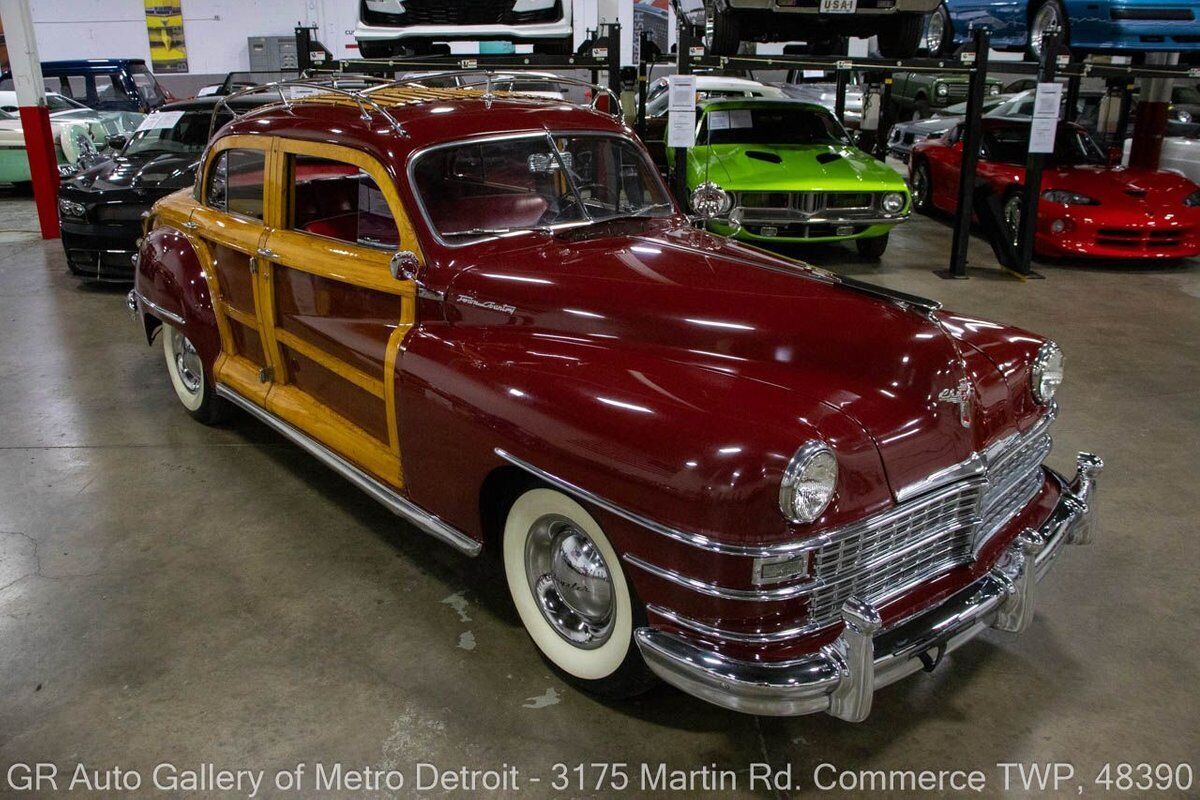 Chrysler-Town-Country-1948-7