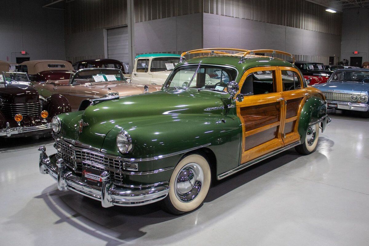 Chrysler-Town-and-Country-Berline-1948-11