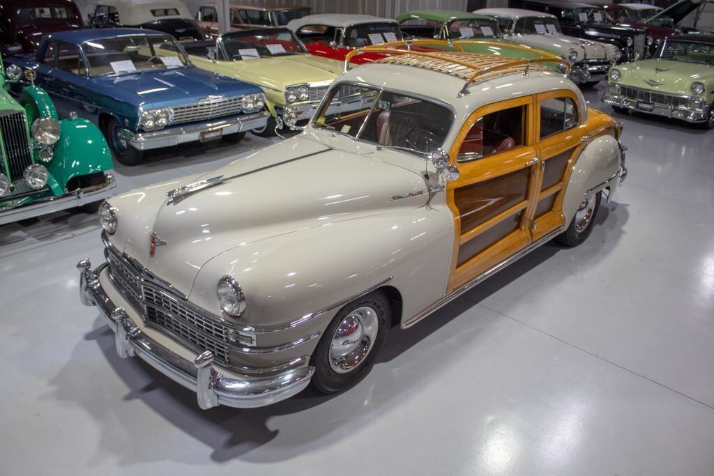 Chrysler Town and Country Berline 1948 à vendre