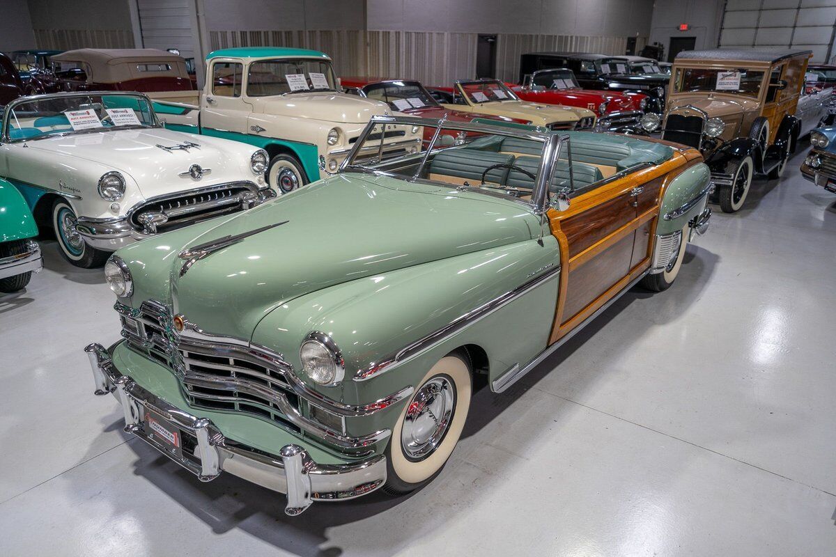 Chrysler-Town-and-Country-Cabriolet-1949