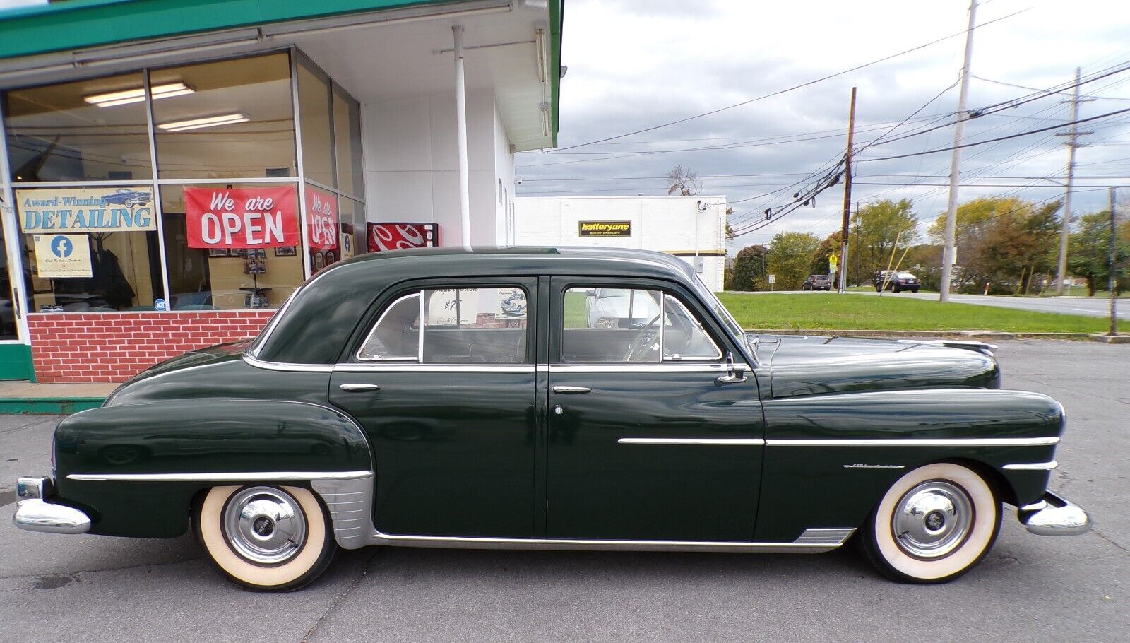 Chrysler-Windsor-Berline-1950-3