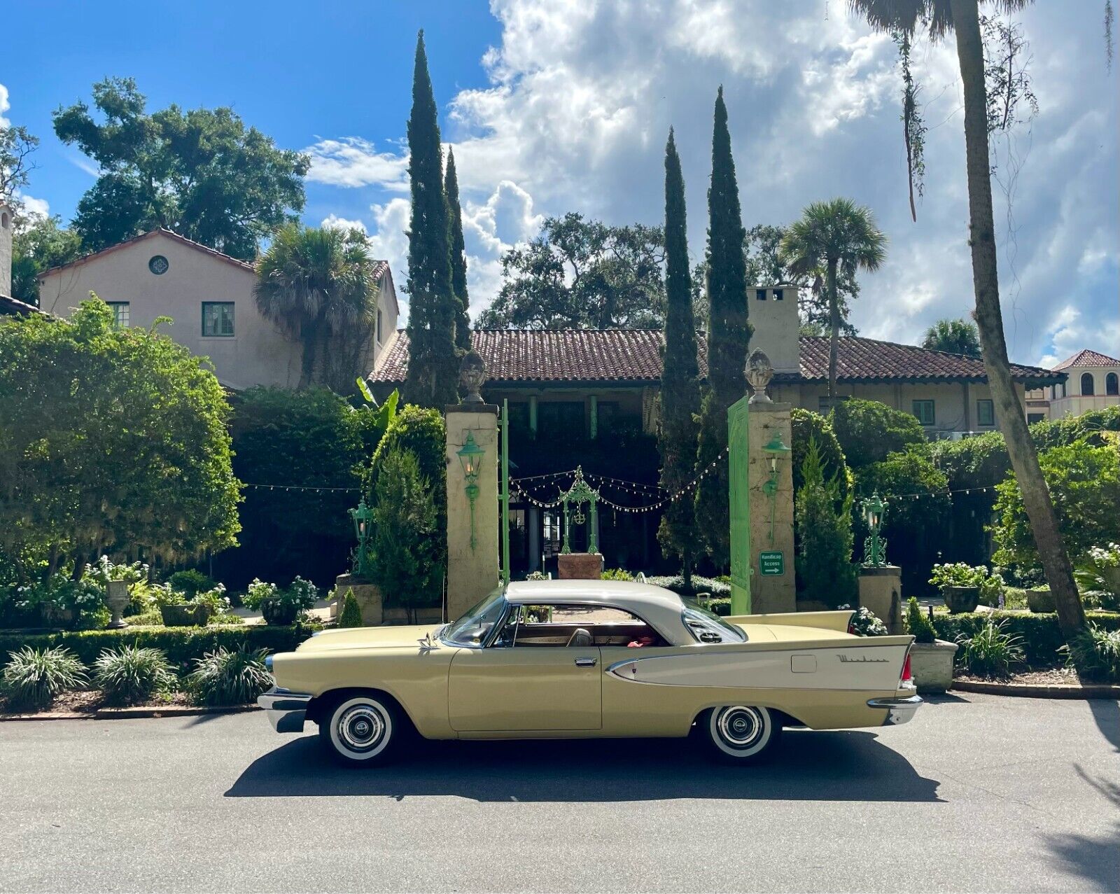 Chrysler Windsor Coupe 1958