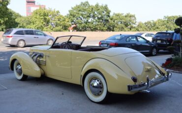 Cord-812-Phaeton-1937-5