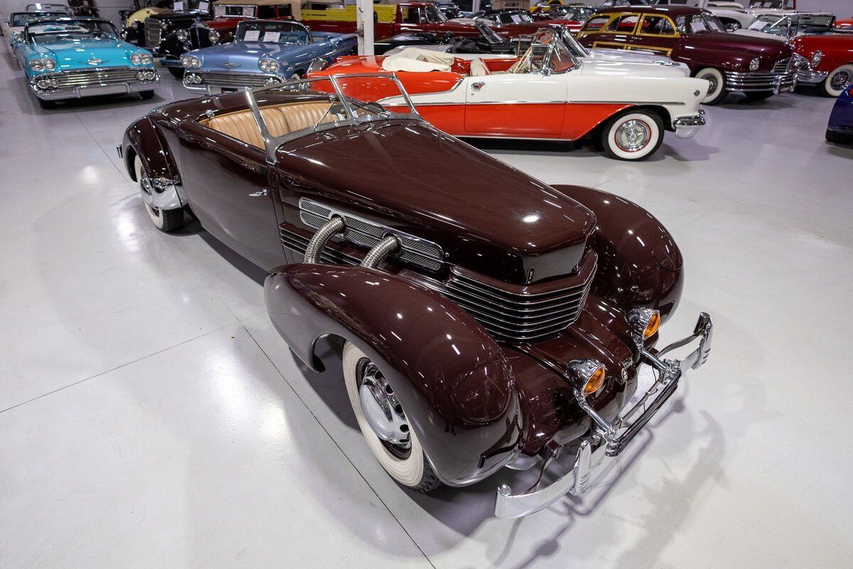 Cord-812-Supercharged-Sportsman-Cabriolet-Cabriolet-1937-6