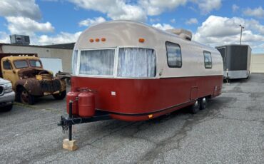 Crosley Airstream 26' Travel Trailer  year1}