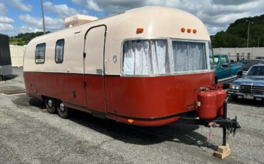 Crosley-Airstream-26-Travel-Trailer-1974-6