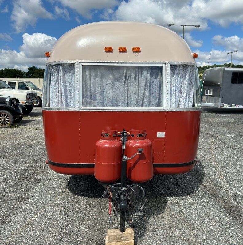 Crosley-Airstream-26-Travel-Trailer-1974-7