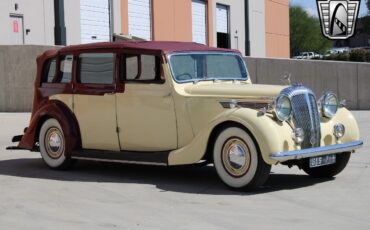 Daimler-DE-27-Berline-1950-6