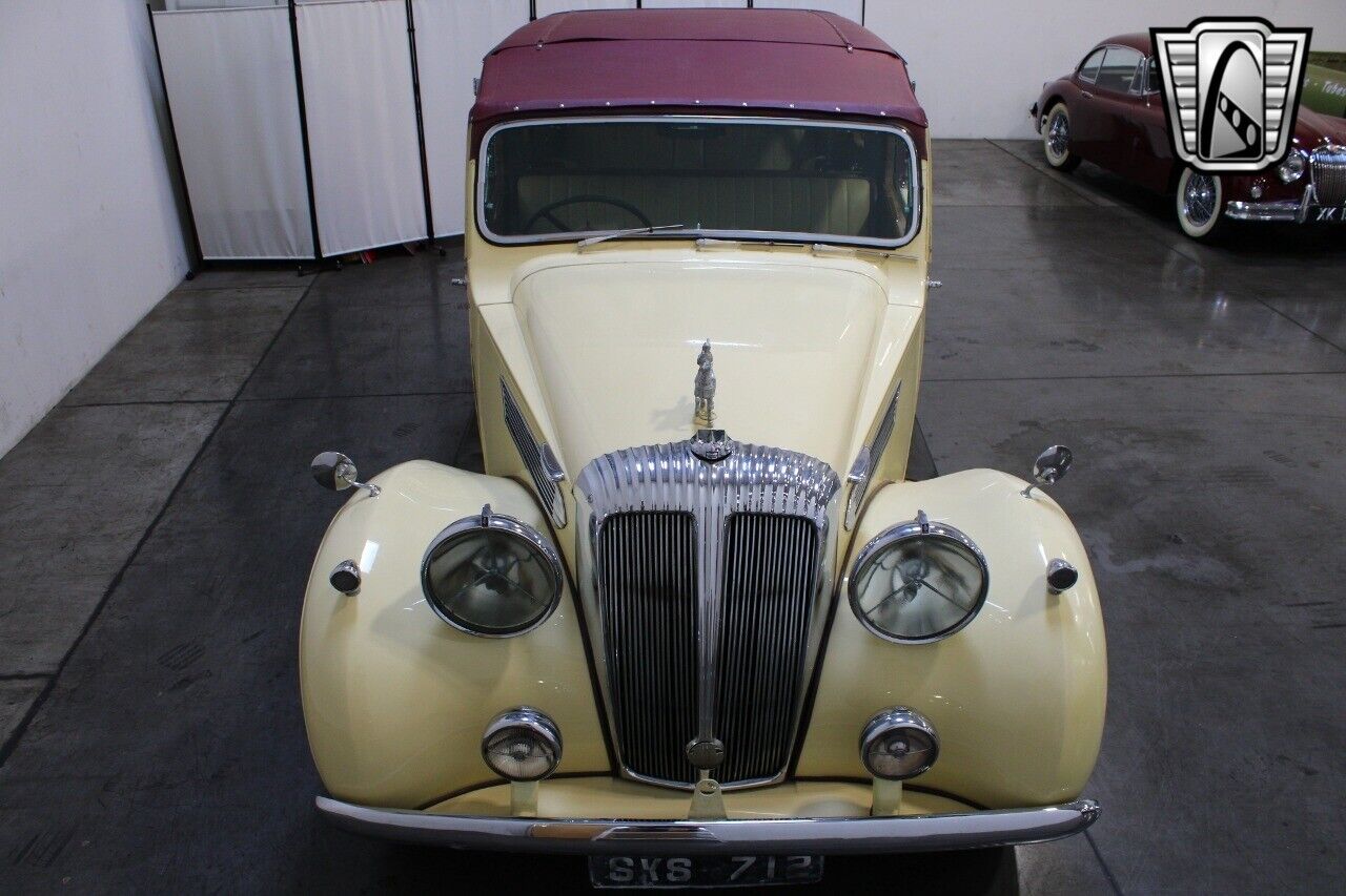 Daimler-DE-27-Berline-1950-7