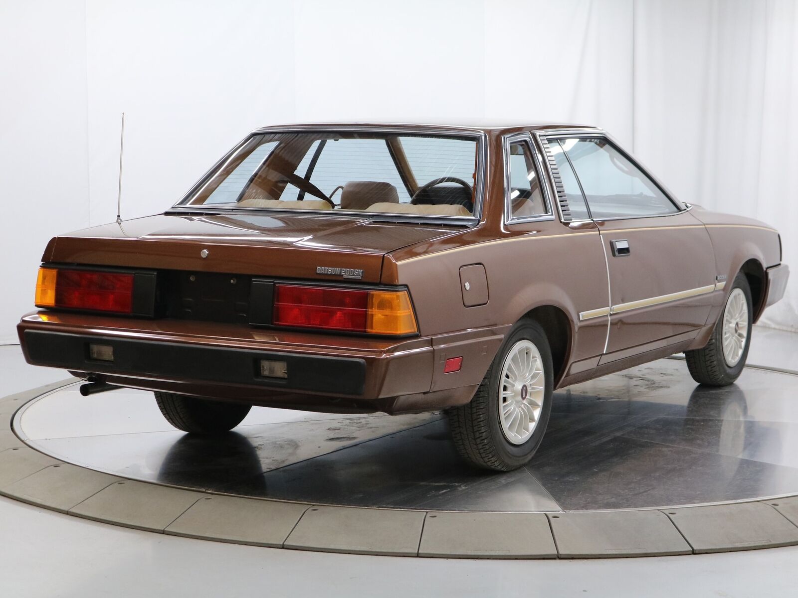 Datsun-200SX-Coupe-1982-6