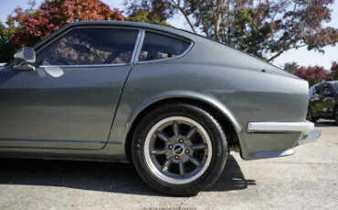 Datsun-240Z-1971-4