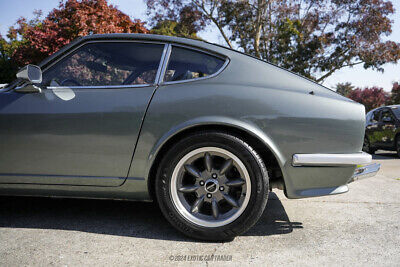 Datsun-240Z-1971-4