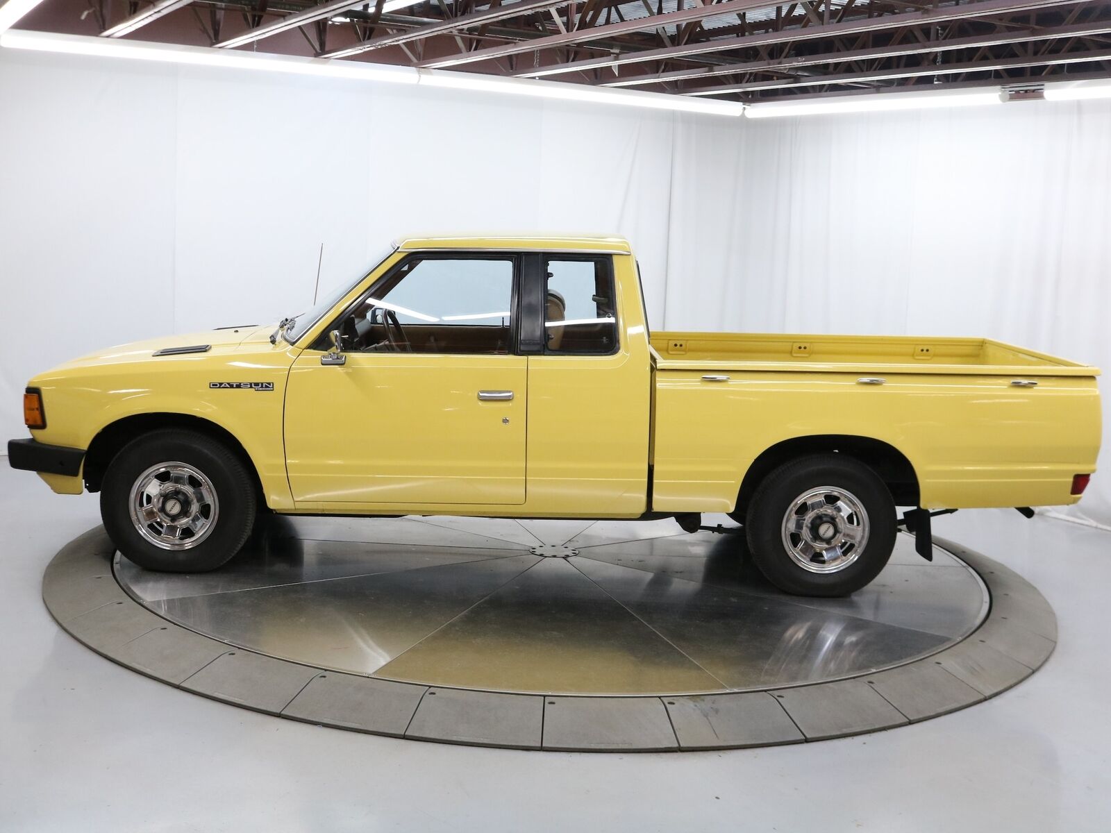 Datsun-Pickup-Pickup-1982-3