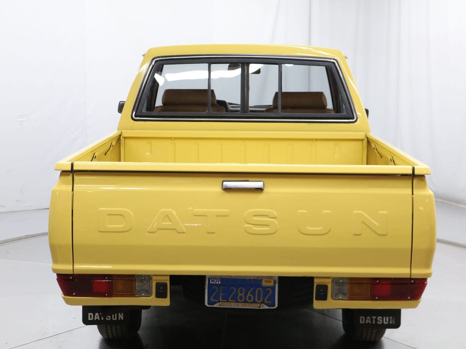 Datsun-Pickup-Pickup-1982-5