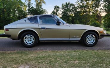 Datsun-Z-Series-Coupe-1977-1