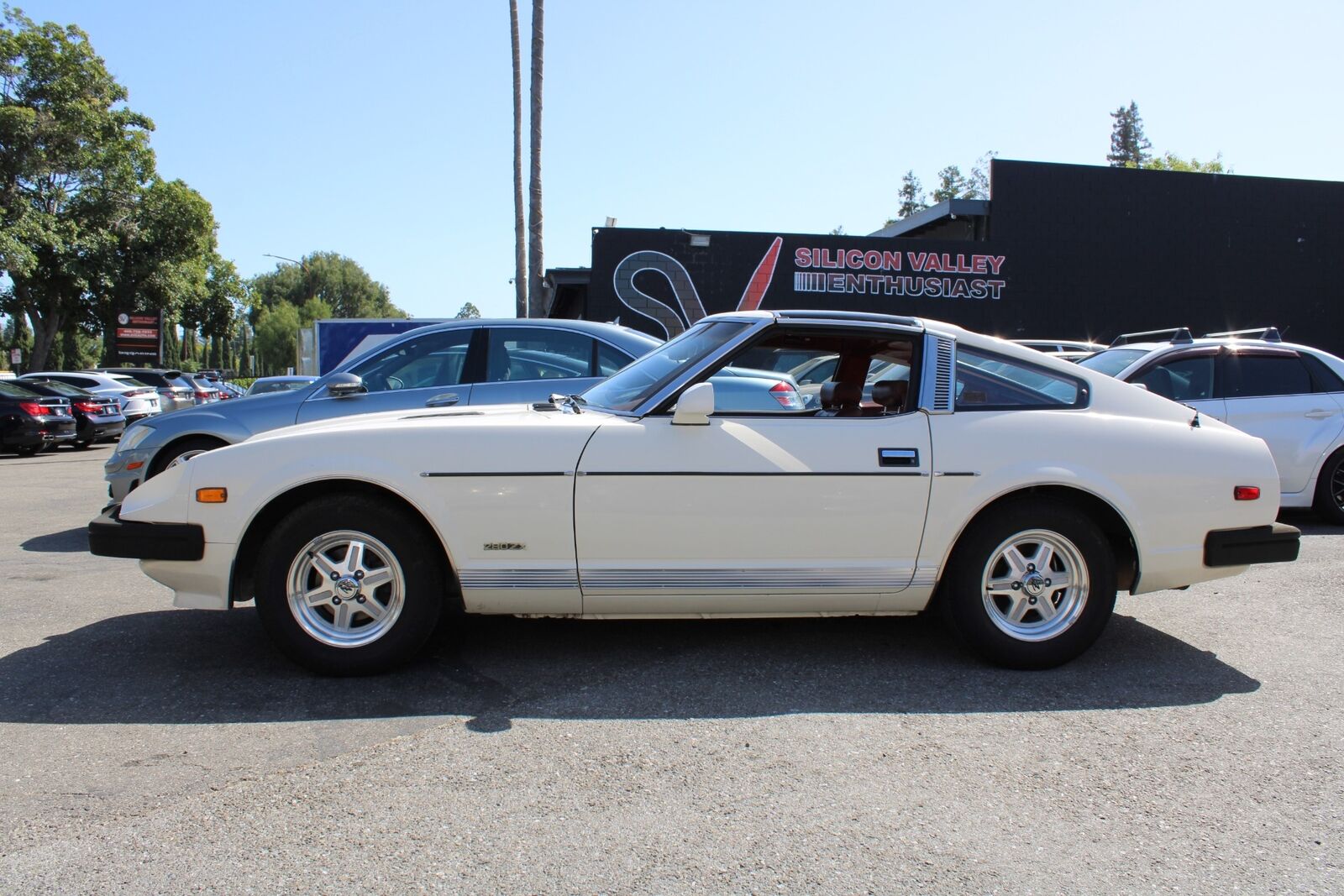 Datsun-Z-Series-Coupe-1981-1