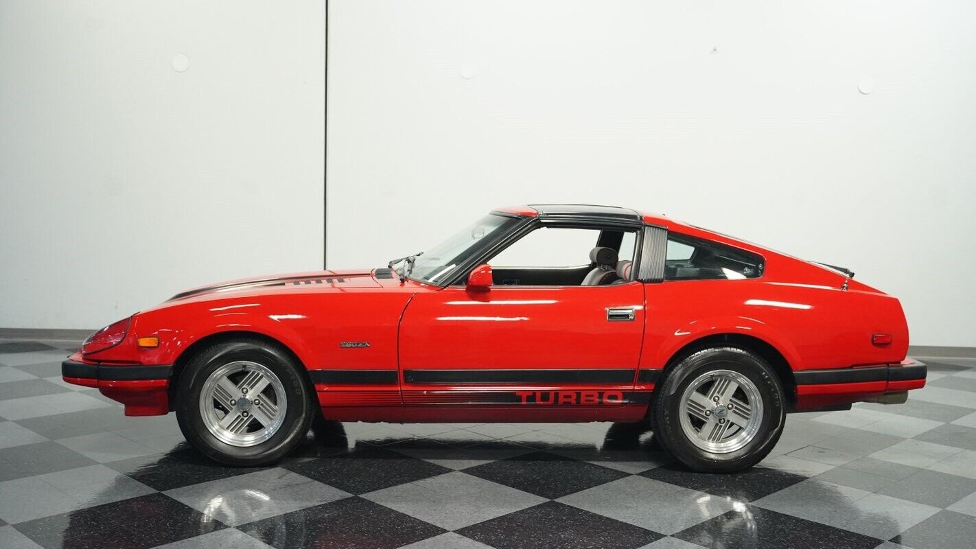 Datsun-Z-Series-Coupe-1983-2