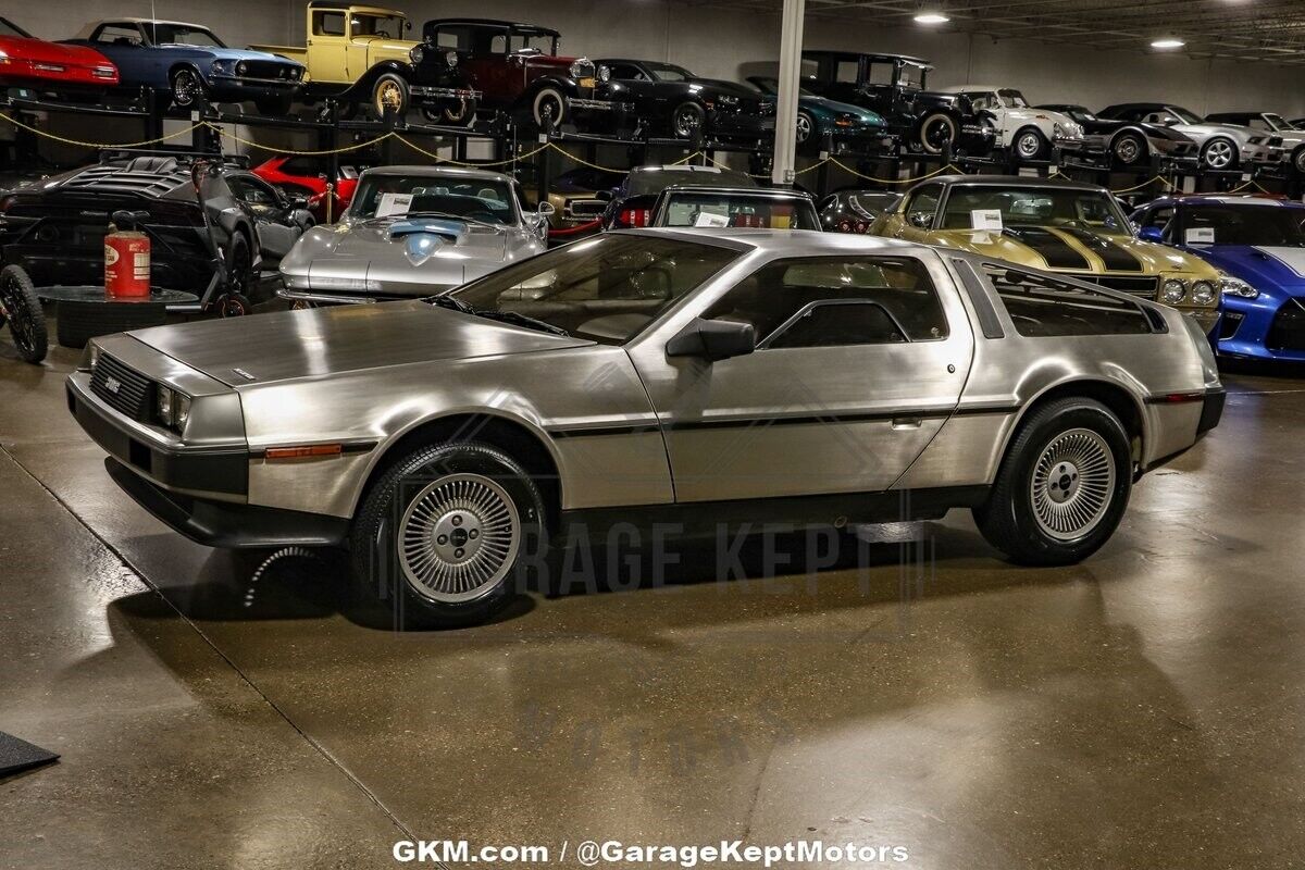 DeLorean-DMC-12-Coupe-1982-8