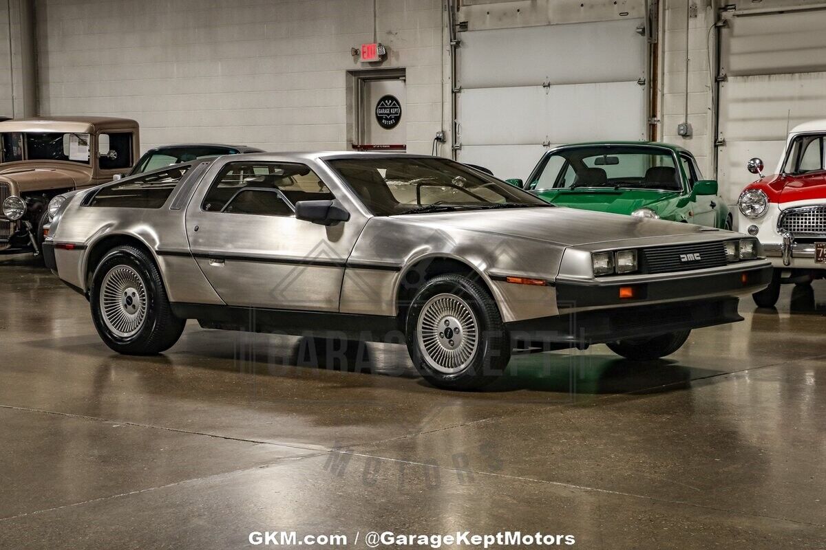 DeLorean DMC-12 Coupe 1982