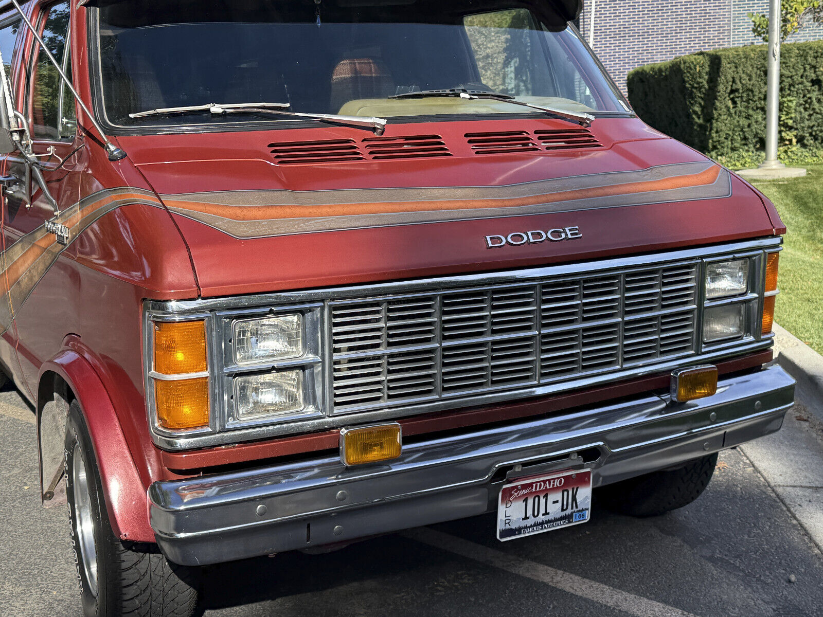 Dodge-B200-Van-1979-21