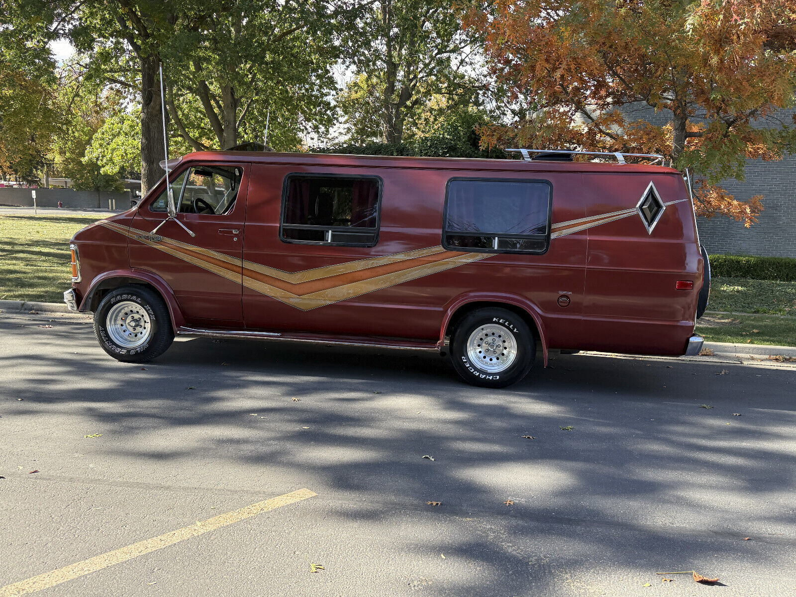 Dodge-B200-Van-1979-34