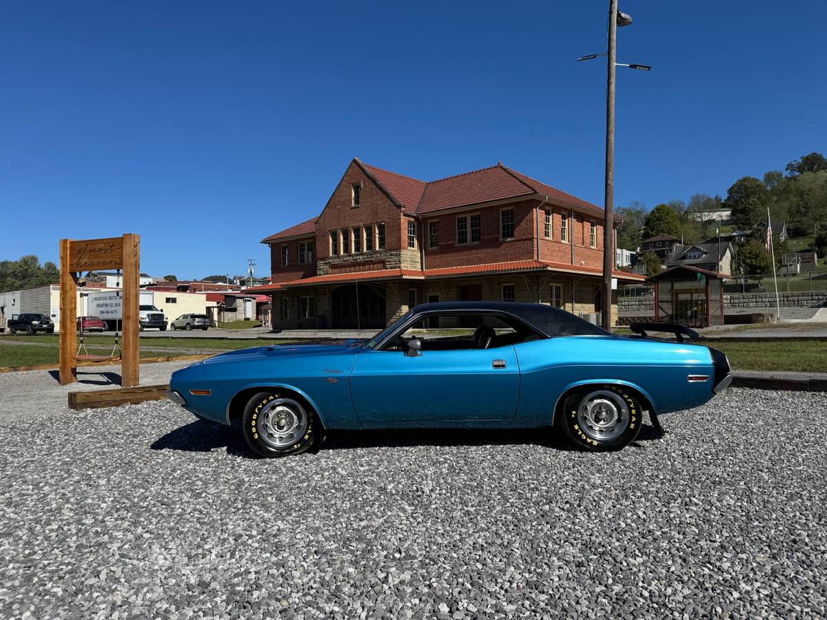 Dodge-Challenger-1970-1