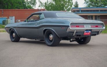 Dodge-Challenger-1970-1