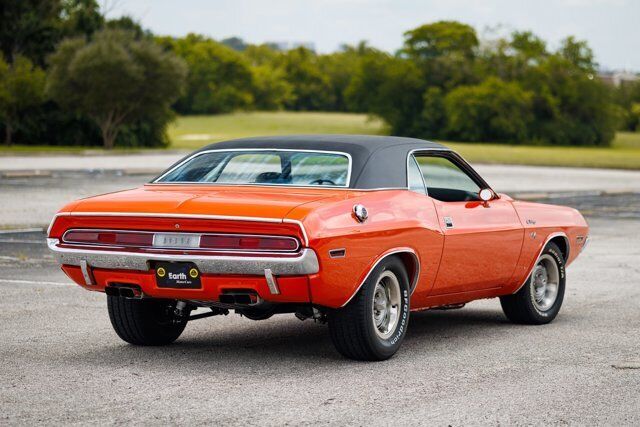 Dodge-Challenger-1970-10