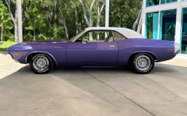 Dodge-Challenger-1970-10