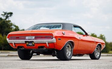 Dodge-Challenger-1970-11