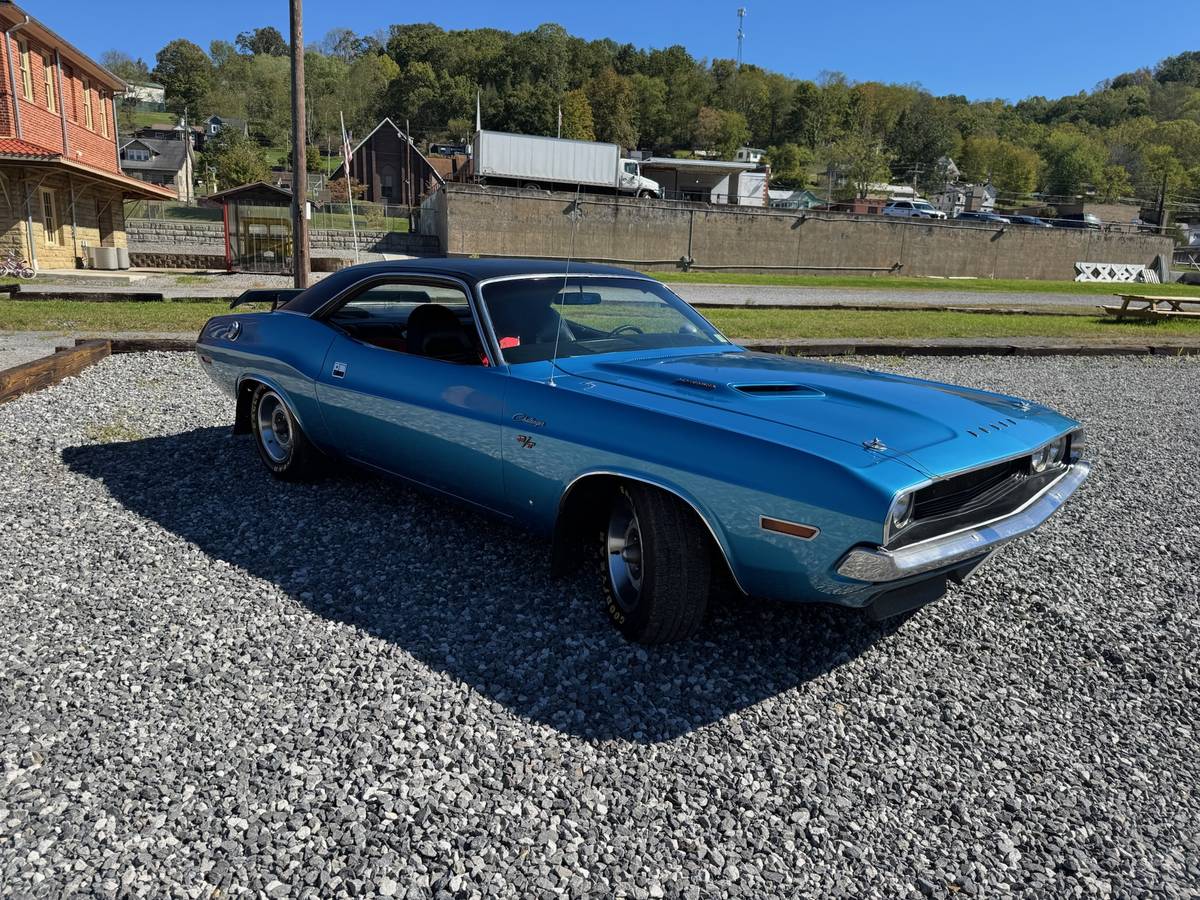 Dodge-Challenger-1970-12