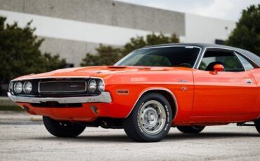 Dodge-Challenger-1970-13