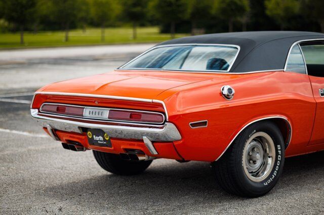 Dodge-Challenger-1970-17