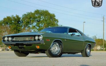 Dodge-Challenger-1970-2