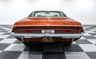 Dodge-Challenger-1970-5