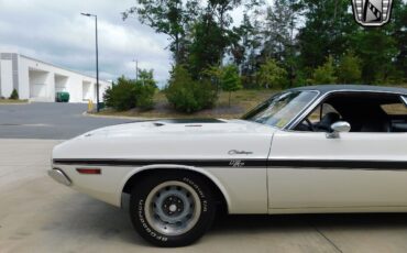 Dodge-Challenger-1970-5