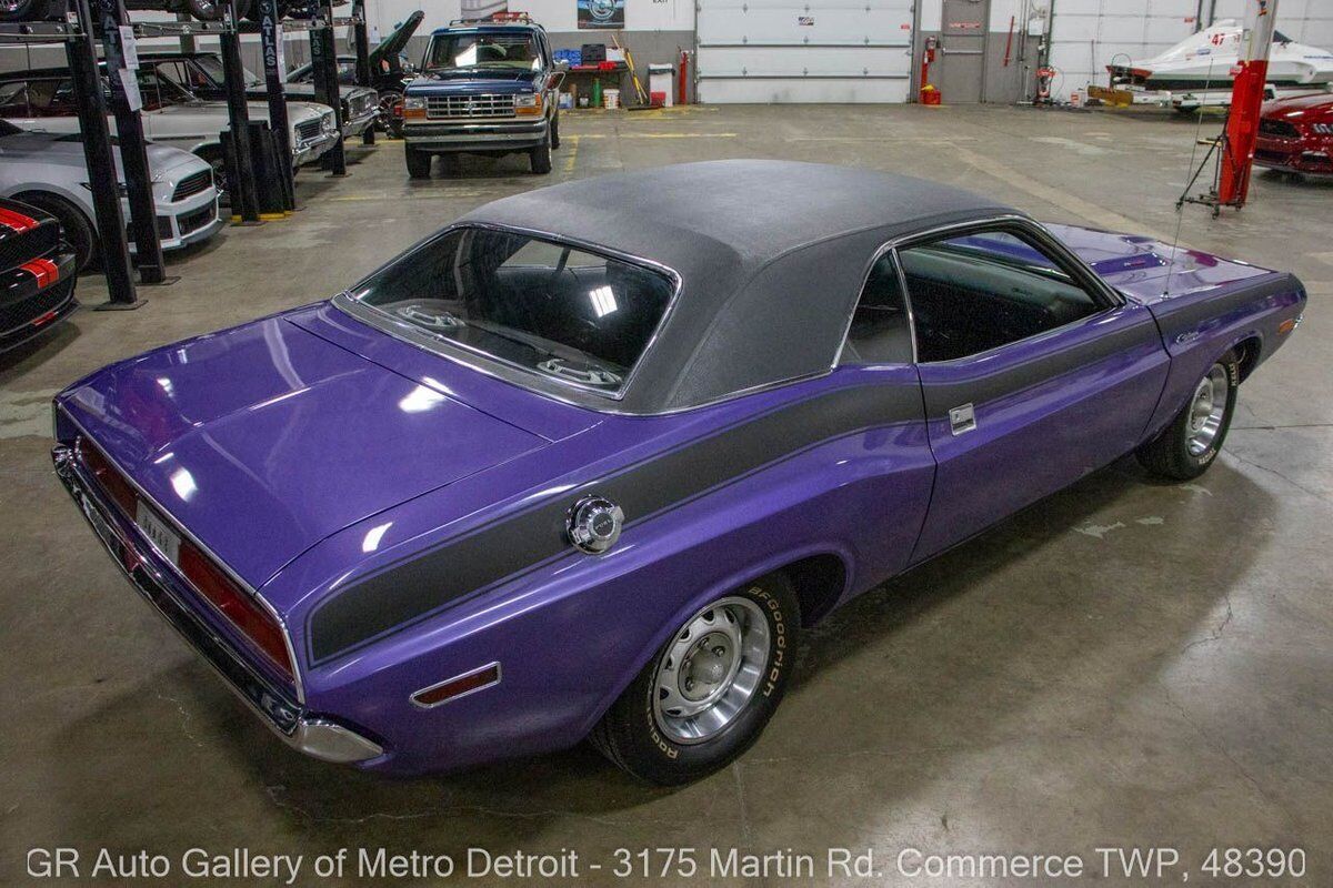 Dodge-Challenger-1970-6