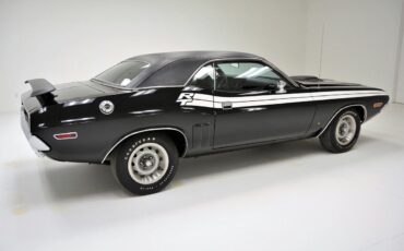 Dodge-Challenger-1971-5