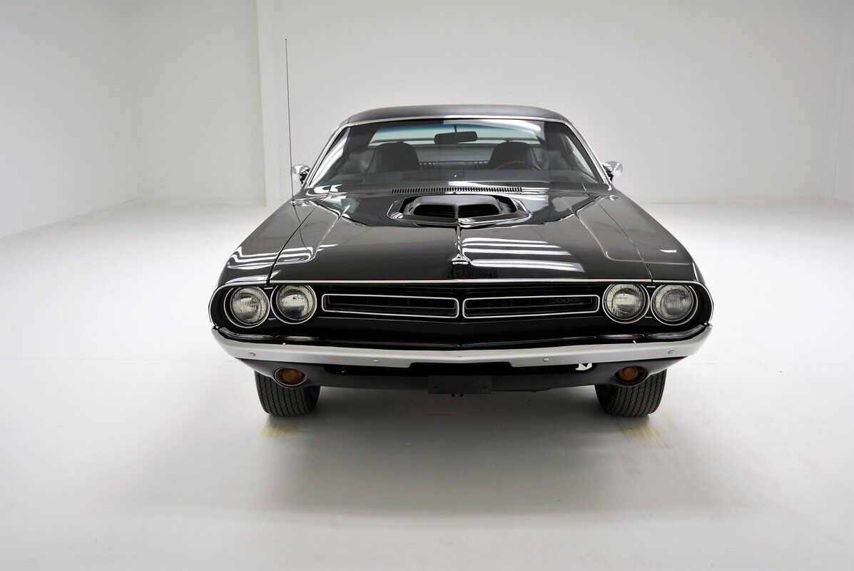 Dodge-Challenger-1971-7